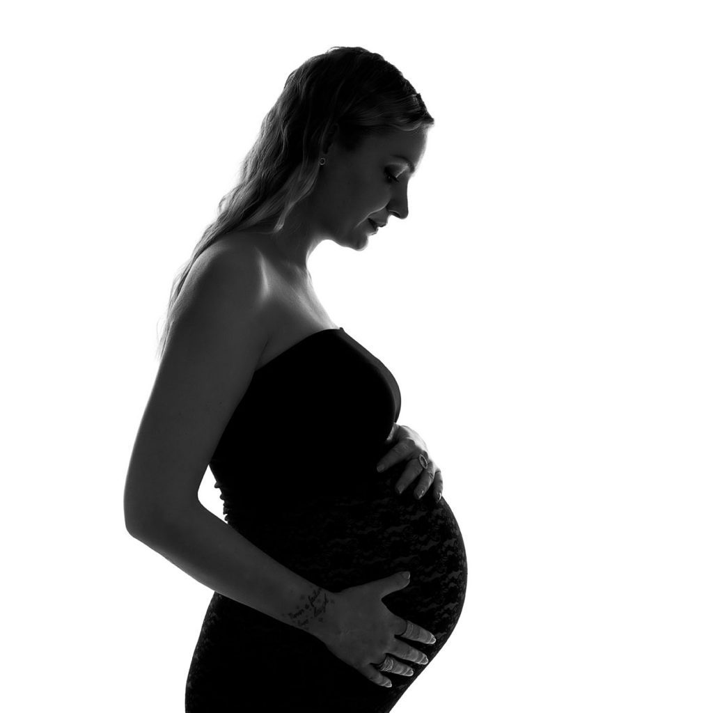 gravid foto i studie sort hvid
