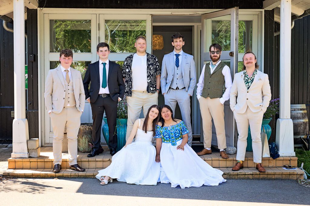 brides with friends